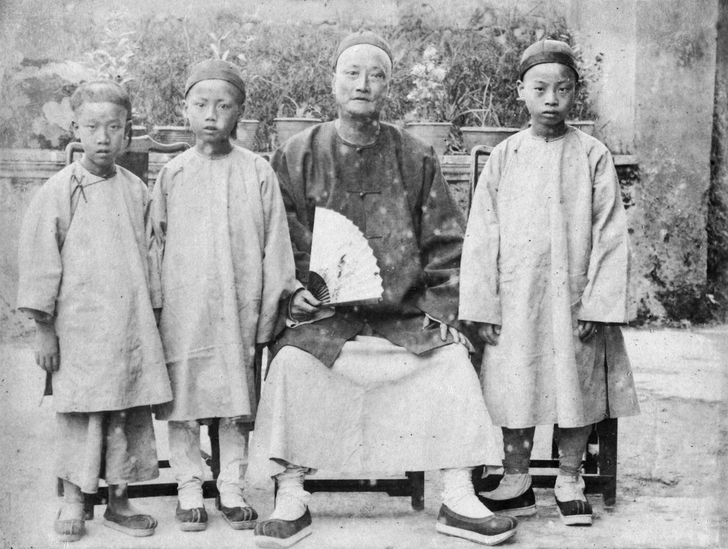 A Chinese man and his family