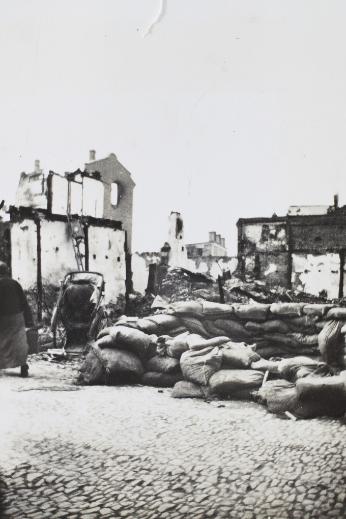 Ruins and sandbagged redoubt, Shanghai, 1932