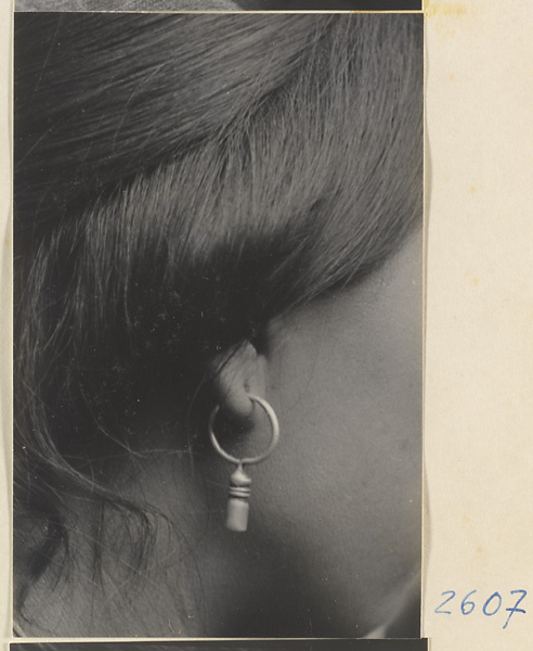 Woman wearing an earring in the Lost Tribe country