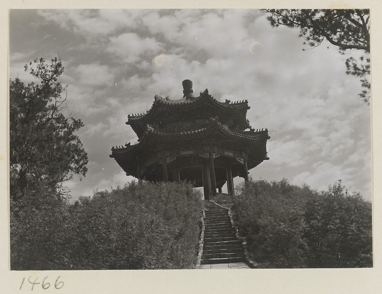 Small double-eaved octagonal pavilion at Jingshan Gong Yuan