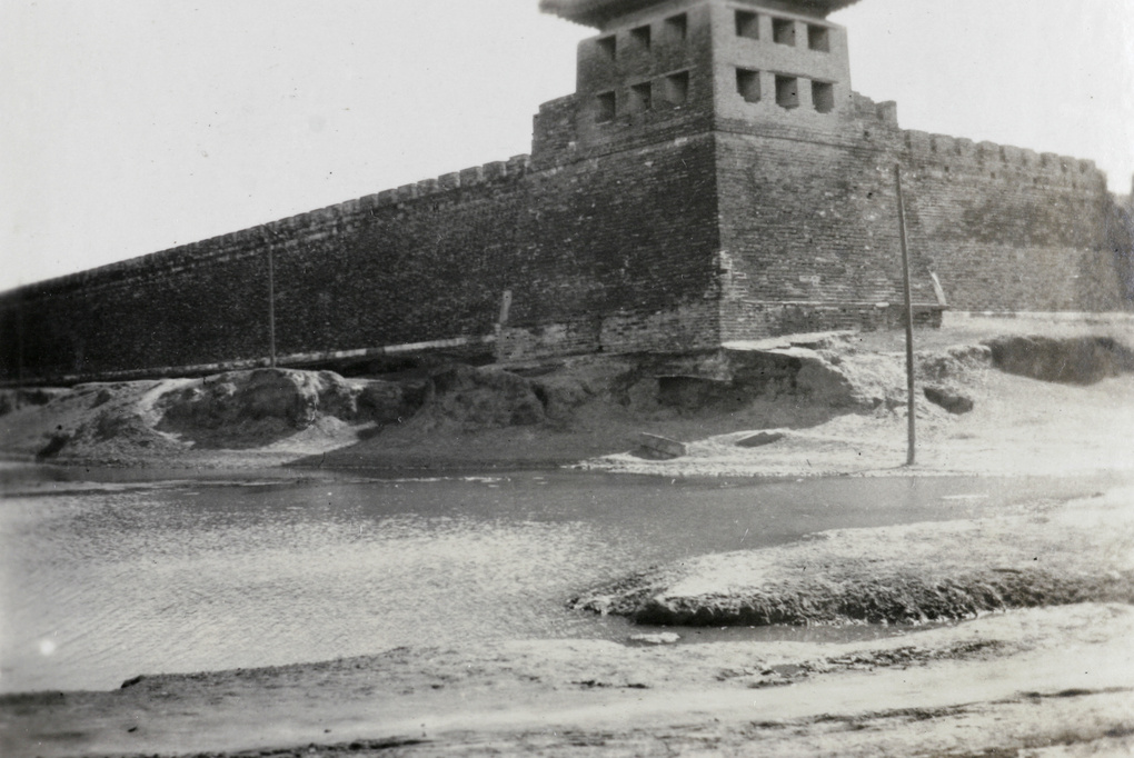 Corner of the Chinese City wall, Peking
