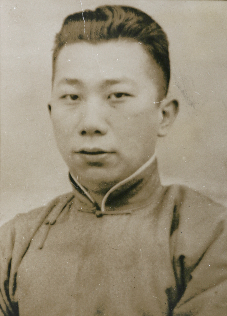 Chinese detective, Chengtu Road Police Station, Shanghai
