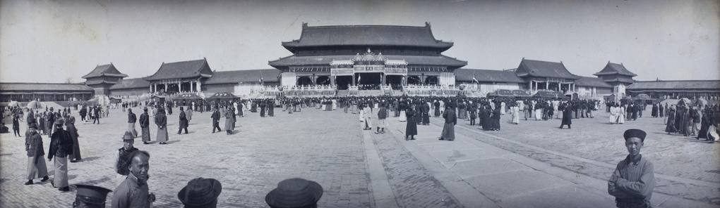 Mourning meeting for the late Empress Dowager Longyu, Tiananmen, Peking