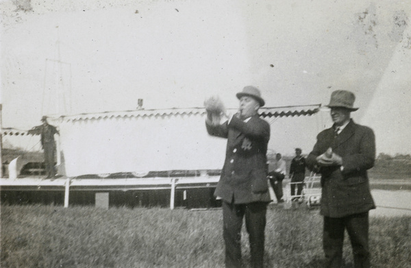 Releasing homing pigeons