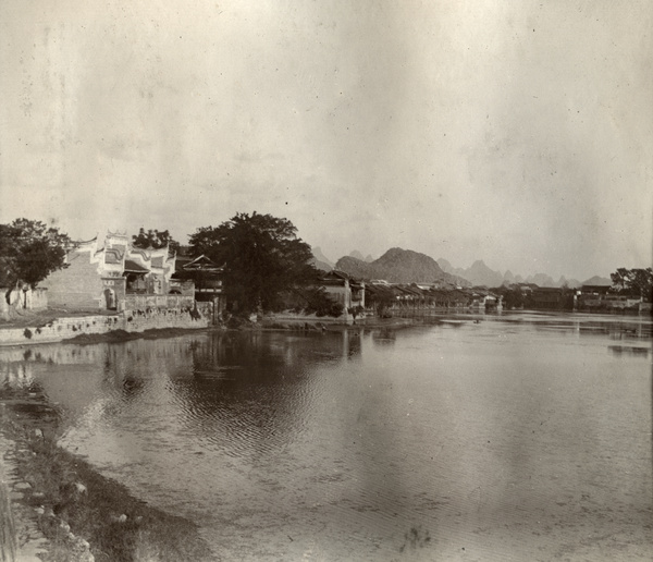 Waterside buildings, Kweilin