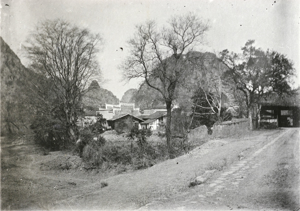 Mountain town in Kwangsi