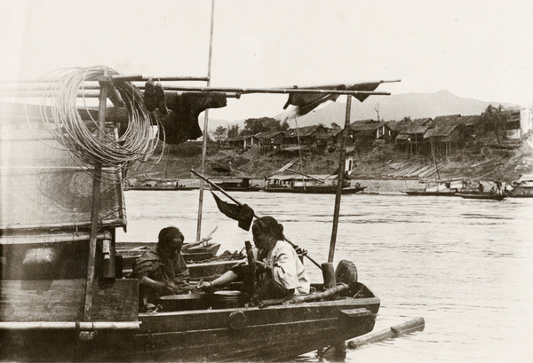 Cooking on a sampan