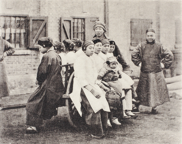 Wheelbarrow, urban transport, Shanghai