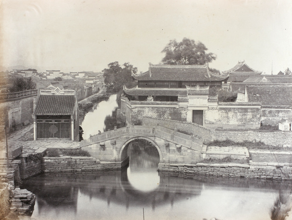 Shuiyue Bridge (水月桥) and a memorial temple, Sun Lake, Ningbo