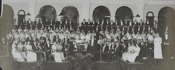 Shanghai Symphony Orchestra, with Rudolf Buck, Shanghai