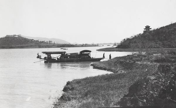 A houseboat moored in a lake