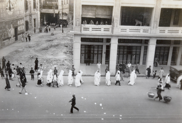 A funeral procession (hired mourners), Hong Kong