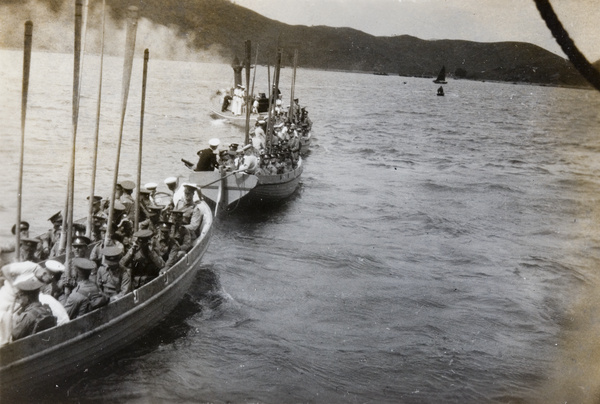 Landing troops at dusk, Tolo Harbour (吐露港), New Territories