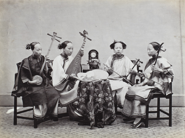 Four musicians (singers) from Fuzhou, with instruments