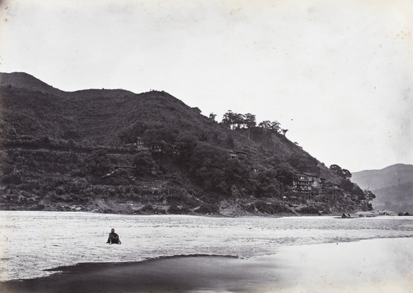 A village on the banks of the Min River, Fujian