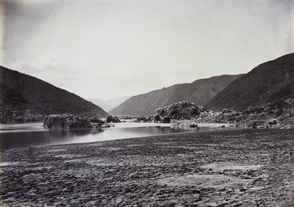 Valley mouth, on the Futun Xi, beyond Shaikou