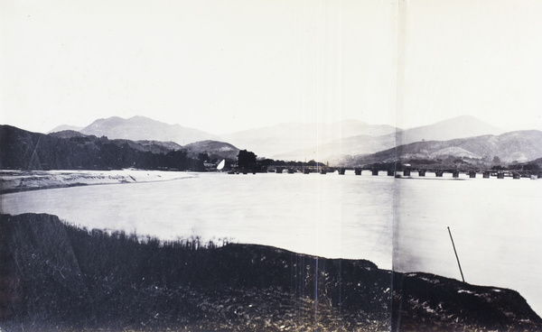 Panorama of the Bridge of Ten Thousand Ages, Fuzhou, looking up the Min River (part 1)