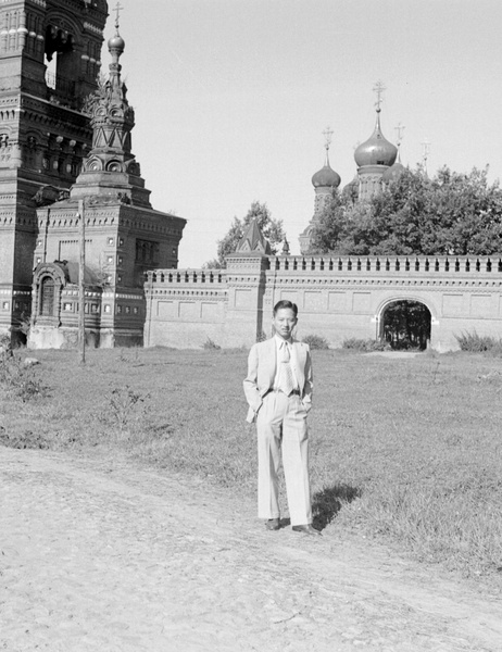 Qin Diqing (秦滌清), a Secretary at the Chinese Embassy in Moscow, Zargorsk, 1945