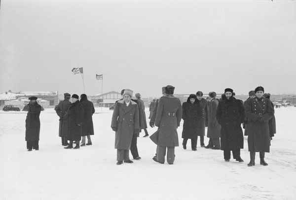 Waiting at the airport (Ernest Bevin’s visit), Moscow, December 1945
