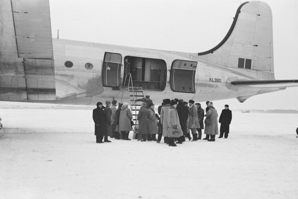 RAF Douglas C-54D Skymaster (KL980) at the airport during Ernest Bevin’s visit, Moscow, December 1945