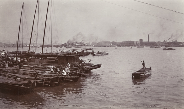 Barges, boats and ships on the Huangpu River, Shanghai