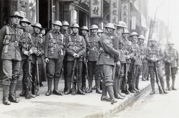 A group of Suffolk Regiment soldiers (Shanghai Defence Force), Shanghai