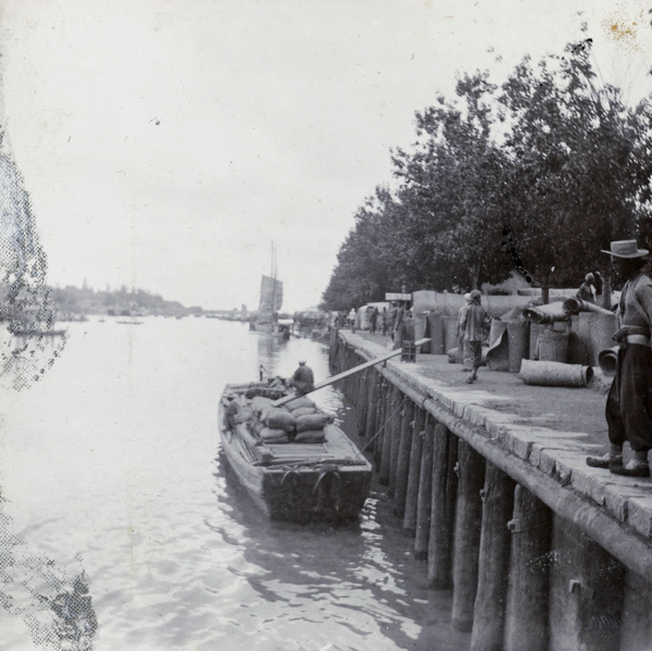 The bund of the British Concession, Tientsin