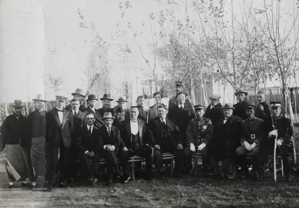 Officials at the opening of the Russian consulate, Taheiho (Aigun)