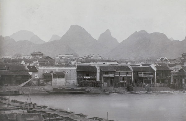 Pontoon over the Li River at Kweilin