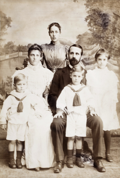 Harry and Maggie Hillier with their children, Hong Kong