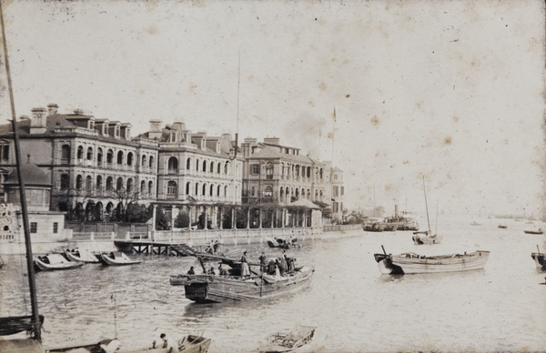 Barges and sampans on the Huangpu, Shanghai