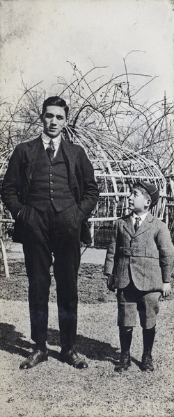 Bill and Fred Hutchinson in the Tongshan Road garden, Hongkou, Shanghai