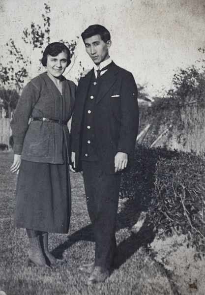 Margie and Tom Hutchinson in the garden, 35 Tongshan Road, Hongkou, Shanghai