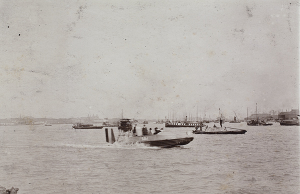 Motor boat, barges and ships on the Huangpu, Shanghai