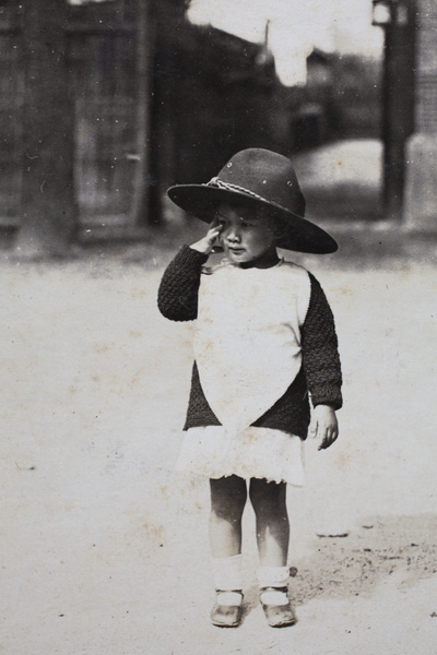 Bea Hutchinson wearing her father's SVC hat, Tongshan Road, Hongkou, Shanghai