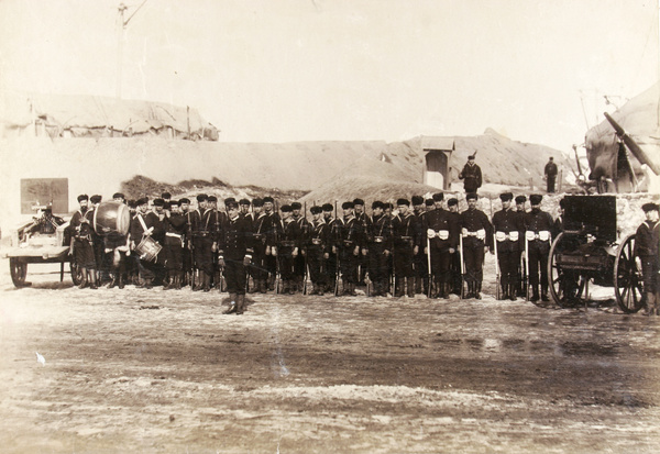 Captain Carey and the crew of H.M.S Firebrand, Newchwang