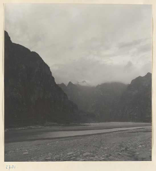 River and mountains in the Jumahe Valley