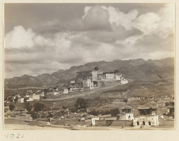 General view of the temple complex at Pu tuo zong cheng miao