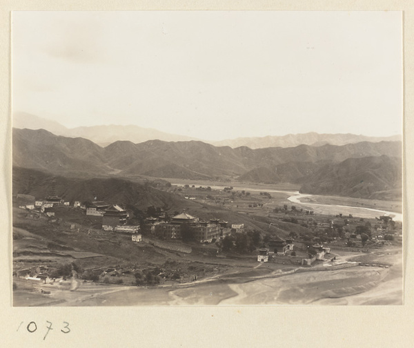 General view of the temple complex at Xu mi fu shou miao and the Re River