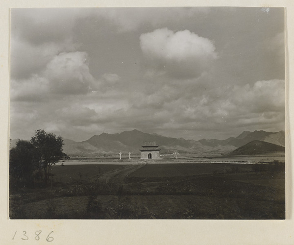 South facade of Bei ting with four hua biao at the Ming Tombs