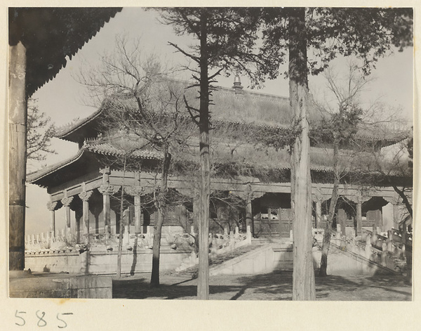 Temple building at Huang si