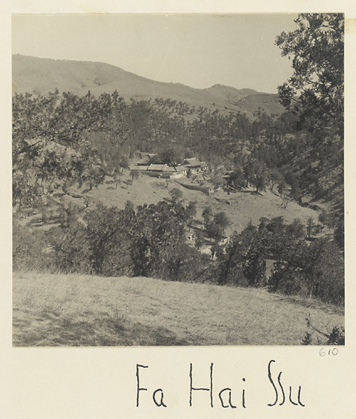 Fa hai si and surrounding landscape