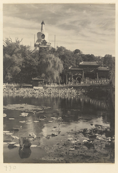 View of Qiong Island showing Bai ta with Dui yun pai lou below
