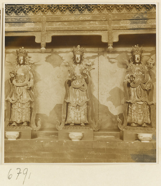 Interior view of Da jue si showing three Bodhisattvas