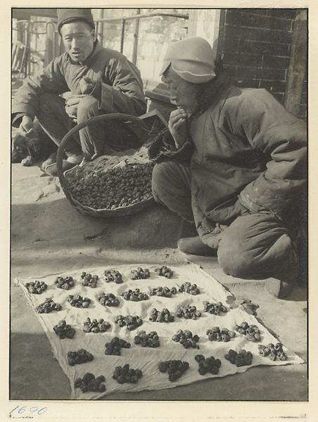 Street vendor selling dried jujubes