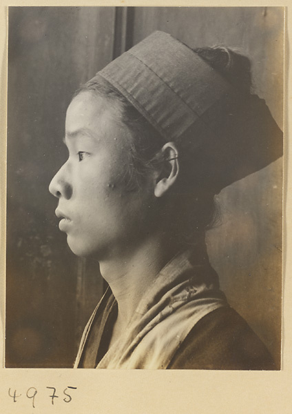 Daoist priest on Hua Mountain