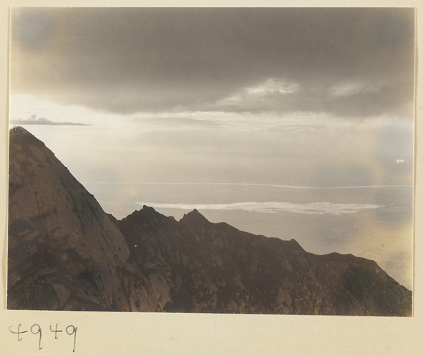 Mountain landscape on Hua Mountain with northern plain and rivers in background