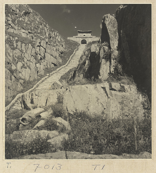 Stone steps leading to Nan tian men at the summit of Tai Mountain