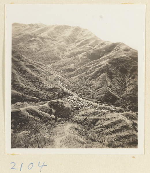 Mountain landscape and town on the pilgrimage route up Miaofeng Mountain