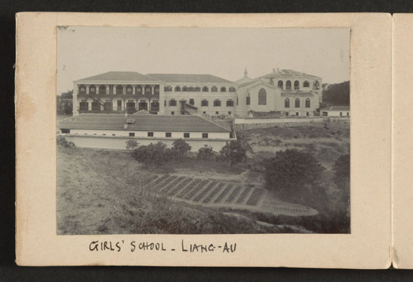 Girl's school -- Liang-au